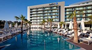 Glavni konobar(m/ž) Radisson Blu Resort