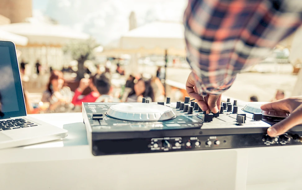 Molim organizatore Ultra festivala da nam sljedeće godine ostave još više smeća